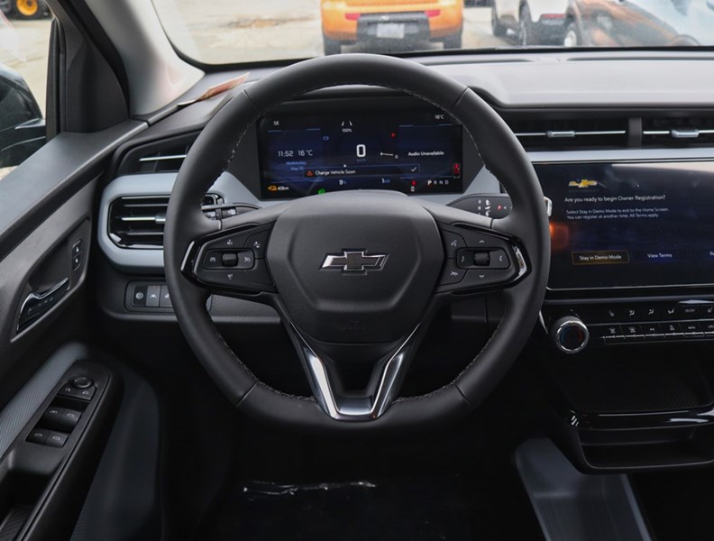 2027 Chevrolet Bolt FWD 4dr LT