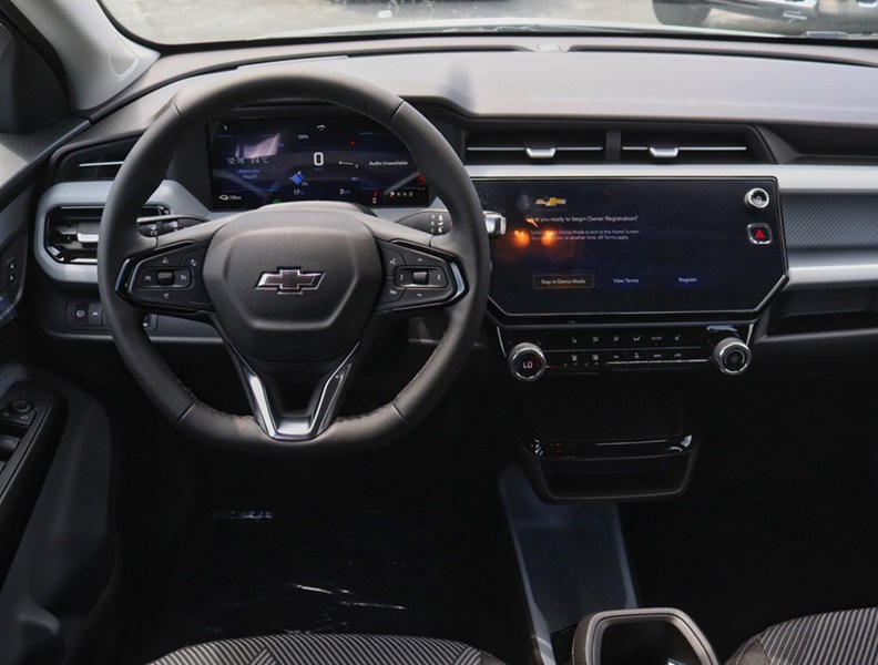 2027 Chevrolet Bolt FWD 4dr LT