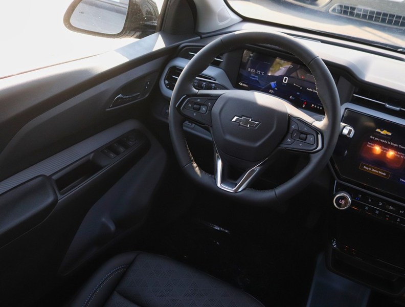 2027 Chevrolet Bolt FWD 4dr LT