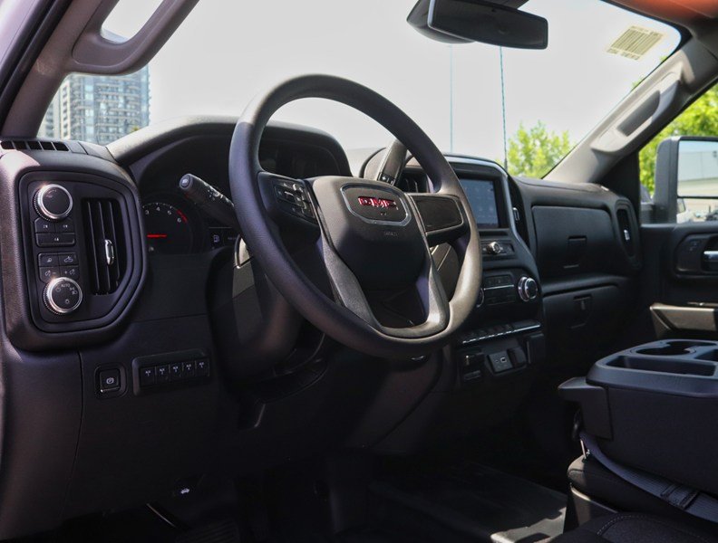 2026 GMC Sierra 3500HD 4WD Crew Cab 159