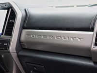 2022 Ford F-250 LARIAT | 4X4 | 7.3L | BLK PK | ROOF | FX4 | 20s