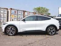 2022 Ford Mustang Mach-E Premium | RWD | EXT BATT | 360 | GLASS ROOF | NAV