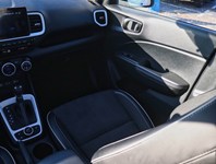 2022 Hyundai Venue Ultimate | ALLOYS | HTD SEATS | ROOF | NAV