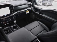 2025 Ford F-150 LARIAT | 4X4 | 3.5L | 501A | BLK PKG | TOW/HAUL