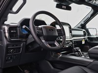 2025 Ford F-150 LARIAT | 4X4 | 3.5L | 501A | BLK PKG | TOW/HAUL