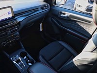 2026 Ford Escape ST-Line | AWD | 1.5L | HTD STR WHL | BLIS | LED