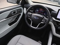 2026 Ford Explorer Platinum | 4WD | LUX LTHR | CONN PKG | 21s