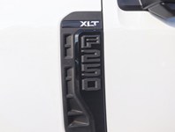 2026 Ford Super Duty F-250 SRW XLT | 4X4 | 6.8L | PREM PKG | BLK PKG | CONSOLE
