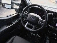 2027 Ford Super Duty F-250 SRW LARIAT | 4X4 | 6.7L | BLK PKG | ROOF | TLGT STEP