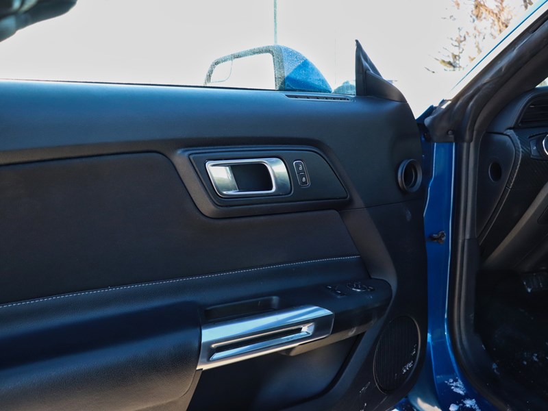 2018 Ford Mustang Ecoboost | 2.3L | 10-SPD AUTO | REARVIEW CAM |17s