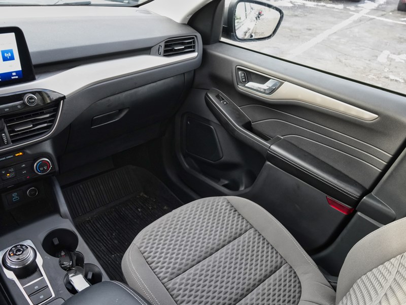 2021 Ford Escape SE | AWD | NAV | ADPTV CRUISE | BLIS | HTD SEATS