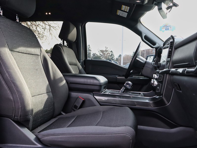 2022 Ford F-150 XLT | 4X4 | 2.7L | 302A | NAV | TAILGATE STEP |18s