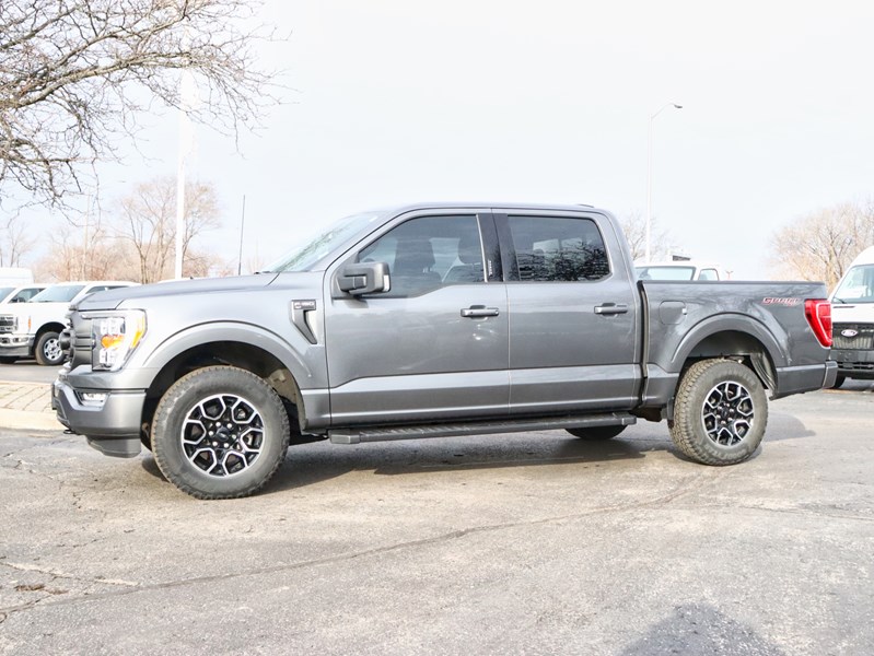 2022 Ford F-150 XLT | 4X4 | 2.7L | 302A | NAV | TAILGATE STEP |18s