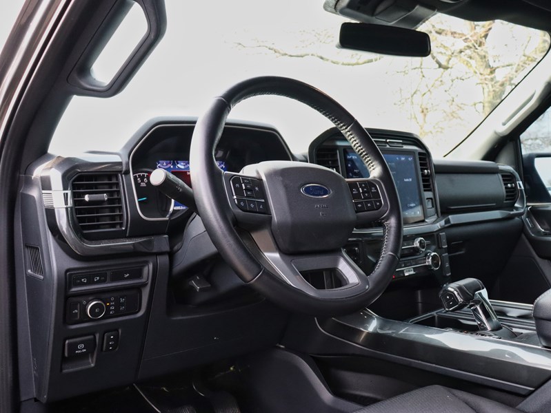 2022 Ford F-150 XLT | 4X4 | 2.7L | 302A | NAV | TAILGATE STEP |18s