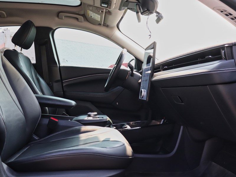 2022 Ford Mustang Mach-E Premium | RWD | EXT BATT | 360 | GLASS ROOF | NAV