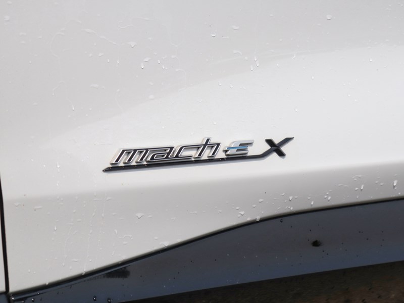 2022 Ford Mustang Mach-E Premium | RWD | EXT BATT | 360 | GLASS ROOF | NAV