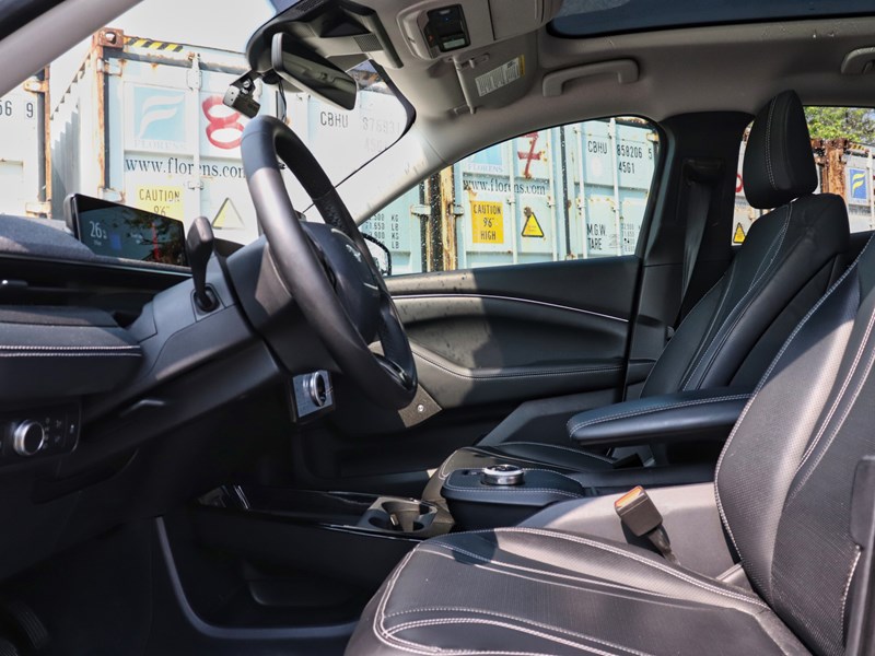 2022 Ford Mustang Mach-E Premium | RWD | EXT BATT | 360 | GLASS ROOF | NAV