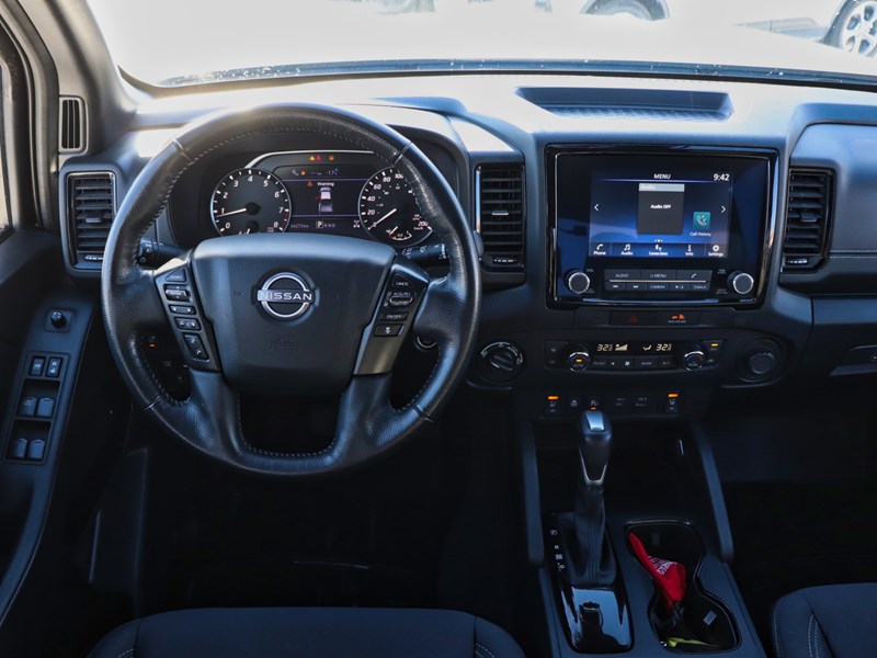 2023 Nissan Frontier SV | 4x4 | 3.8L | Crew Cab | MIDNIGHT EDITION