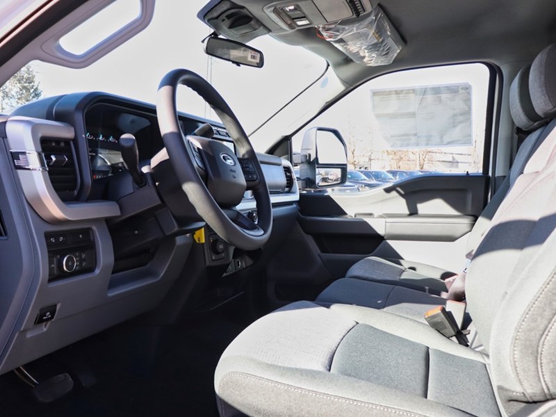 2024 Ford F-250 XLT | 4X4 | 6.7L | PRO PWR OB-2KW | OB SCALE HITCH