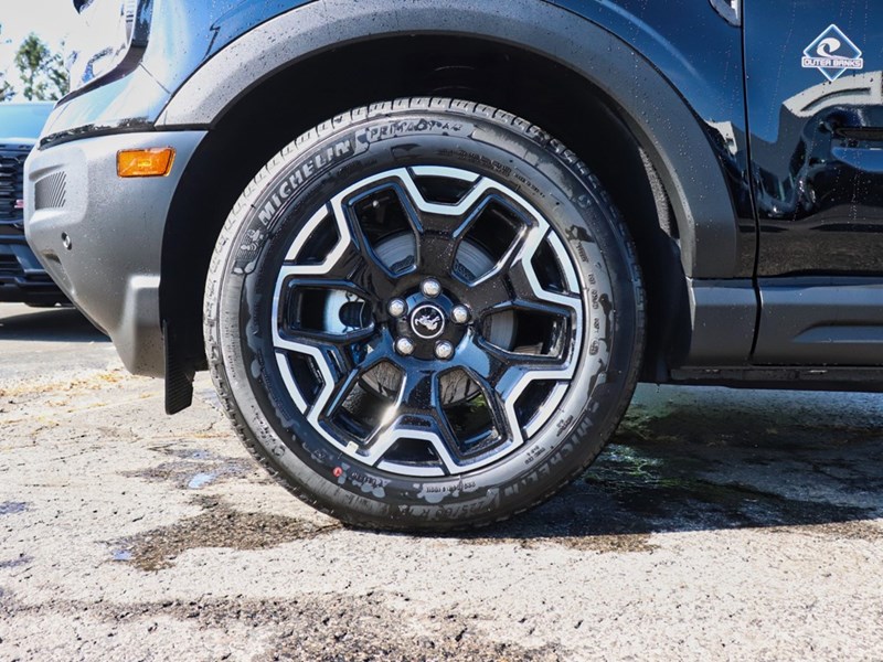 2025 Ford Bronco Sport Outer Banks | 4x4 | 1.5L | TECK PKG | ROOF | LED