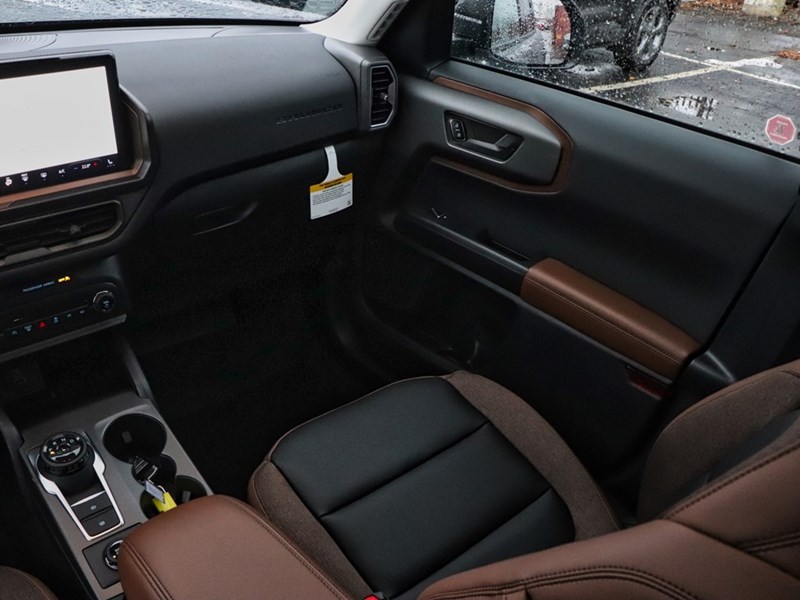 2025 Ford Bronco Sport Outer Banks | 4X4 | 1.5L | TECH PKG | ROOF | BLIS