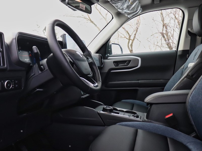 2025 Ford Bronco Sport Outer Banks | 4X4 | 1.5L | TECH PKG | ROOF | BLIS