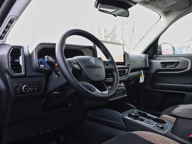 2025 Ford Bronco Sport Big Bend | 4X4 | 1.5L | ROOF | CONV PKG | 17s CRBN