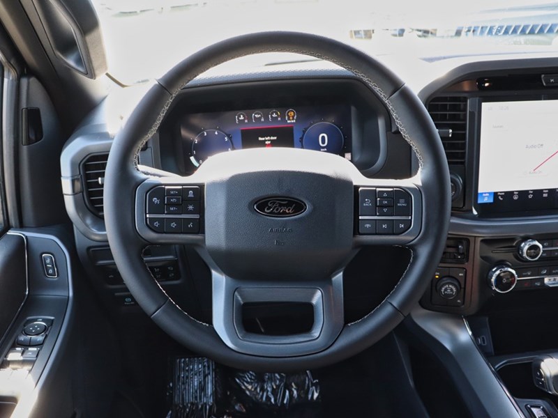 2025 Ford F-150 XLT | 4X4 | 3.5L | 302A | BLK PK | FX4 | BED UTL