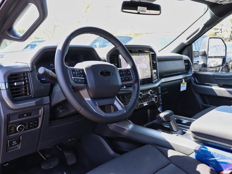 2025 Ford F-150 XLT | 4X4 | 3.5L | 302A | BLK PK | FX4 | BED UTL