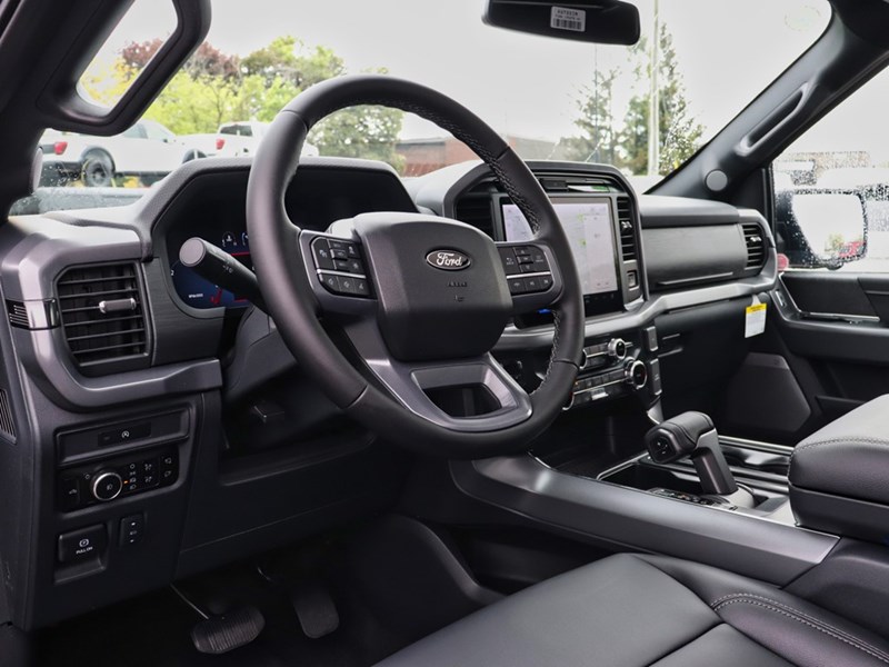 2025 Ford F-150 XLT | 4X4 | 2.7L | 303A| BLK PK PLS |ROOF | BD UTL