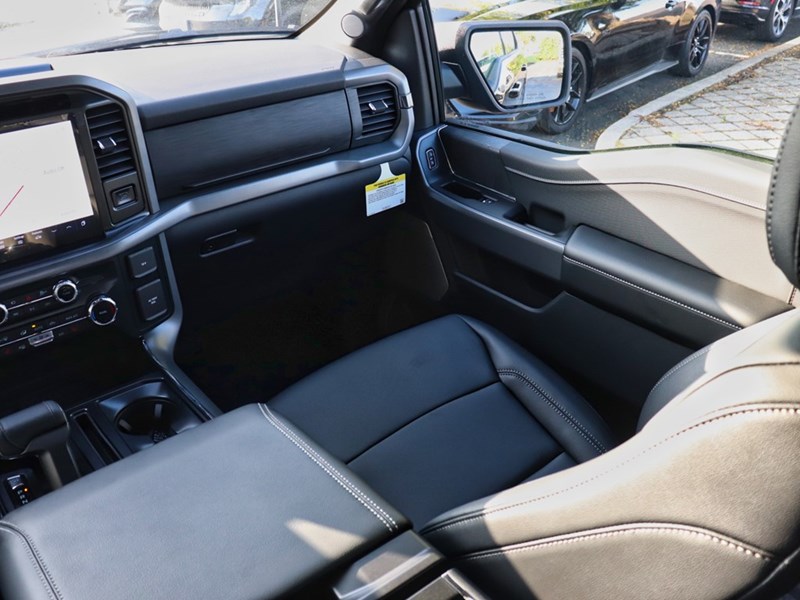 2025 Ford F-150 XLT | 4X4 | HYBRID | 303A | BLK PK PLUS | 20s