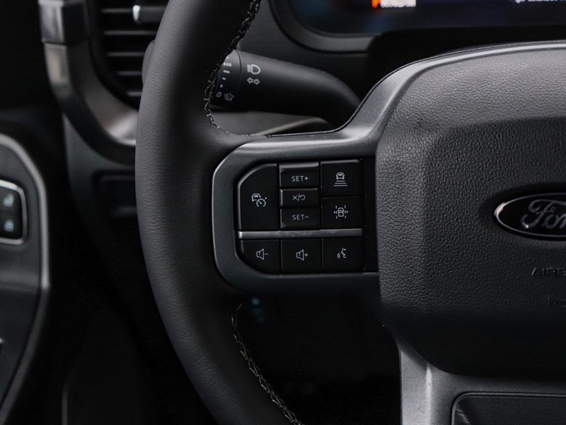 2025 Ford F-150 LARIAT | 4X4 | 3.5L | 501A | BLK PKG | TOW/HAUL