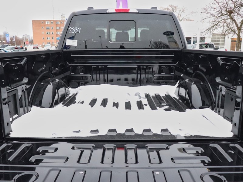 2025 Ford F-150 LARIAT | 4X4 | 3.5L | 501A | BLK PKG | TOW/HAUL