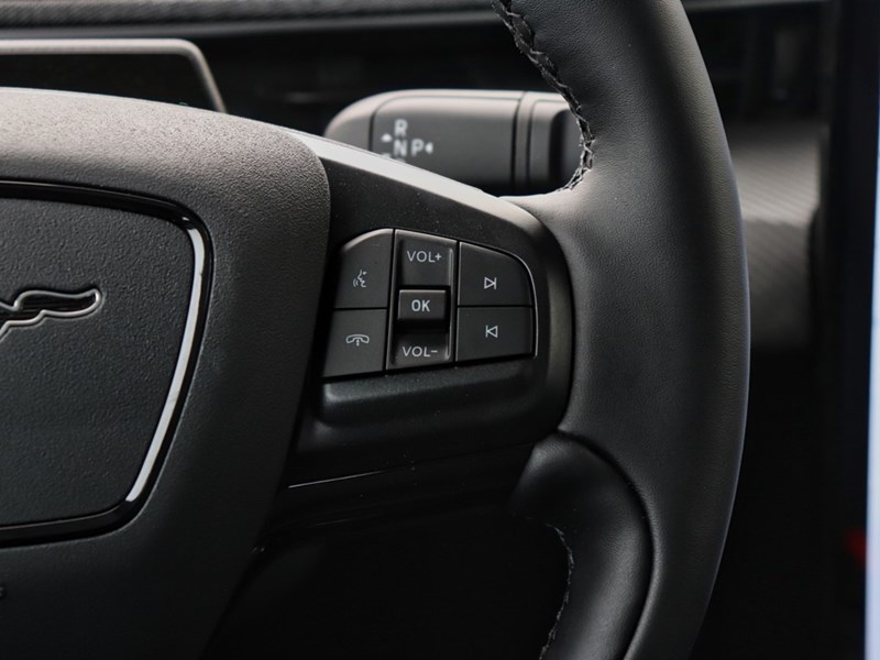 2025 Ford Mustang Mach-E Premium | AWD | EXT BAT | GLASS ROOF | MB PWR CORD