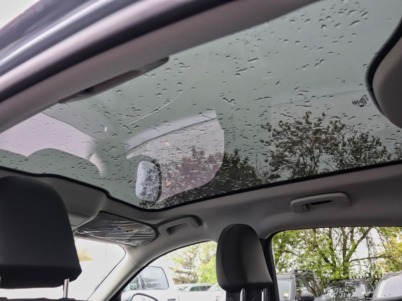 2025 Ford Mustang Mach-E Premium | AWD | EXT BAT | GLASS ROOF | MB PWR CORD