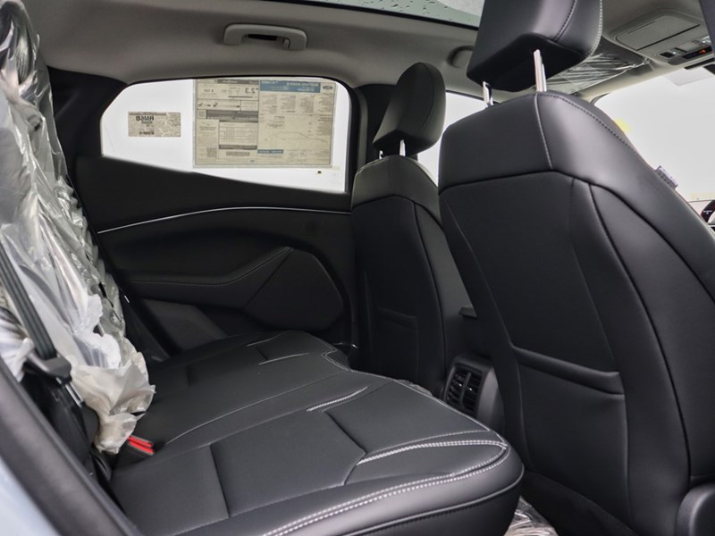 2025 Ford Mustang Mach-E Premium | AWD | EXT BAT | GLASS ROOF | MB PWR CORD