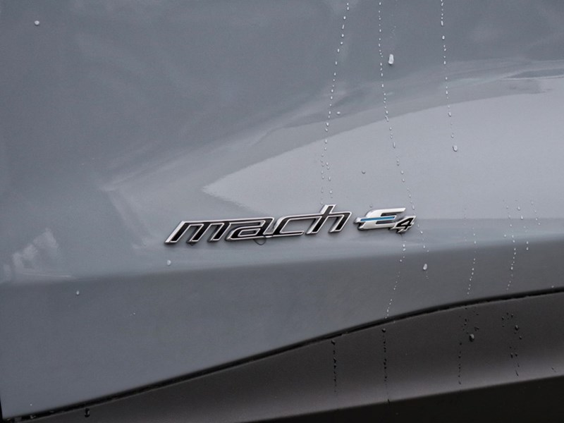 2025 Ford Mustang Mach-E Premium | AWD | EXT BAT | GLASS ROOF | MB PWR CORD