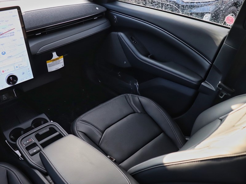 2025 Ford Mustang Mach-E Premium | AWD | EXT BAT | 360 | INT PROT | NACS