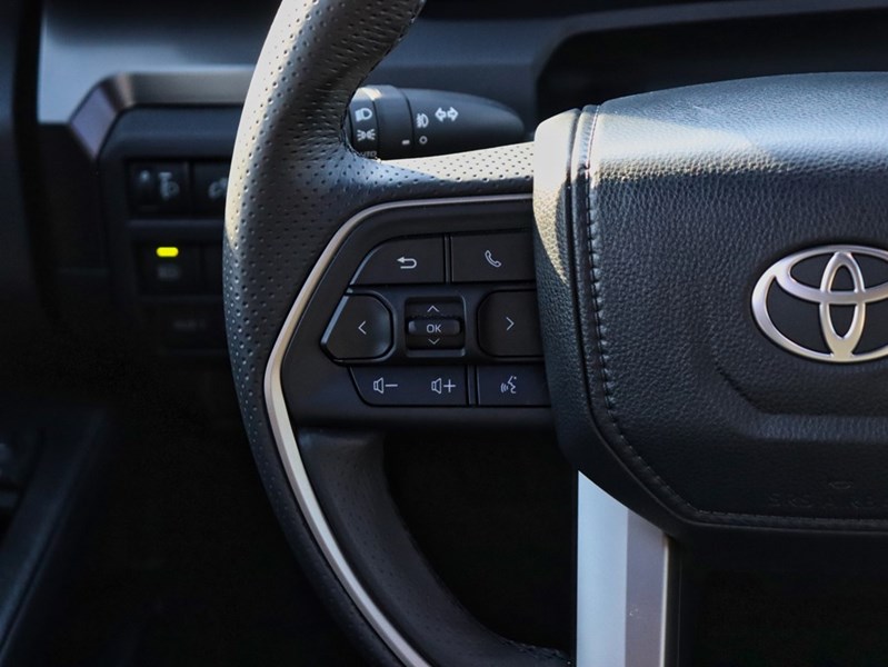 2025 Kia Carnival HEV Hybrid | 4WD | ROOF | LEATHER | JBL | ADPTV CRUISE