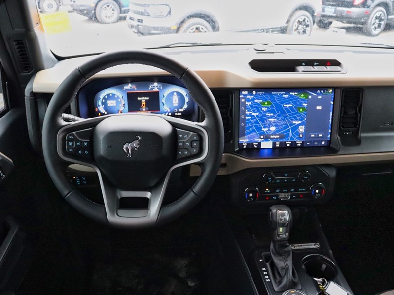 2026 Ford Bronco Big Bend | 4X4 | 2.3L | HARD TOP | BLK PK | 17s