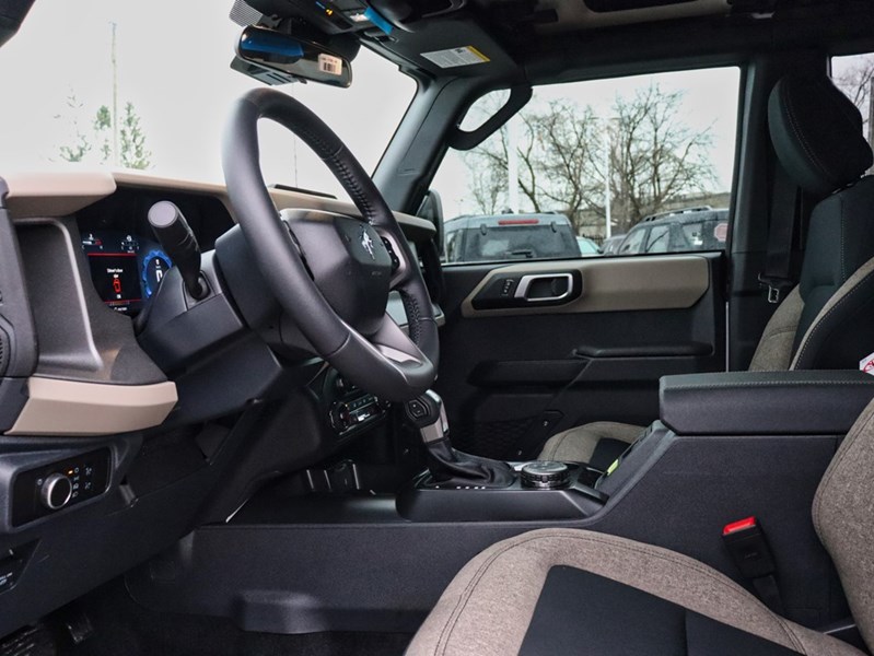 2026 Ford Bronco Big Bend | 4X4 | 2.3L | HARD TOP | BLK PK | 17s