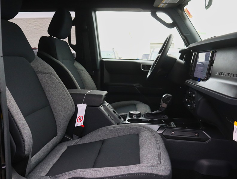 2026 Ford Bronco Big Bend | 4X4 | 2.3L | HARD TOP