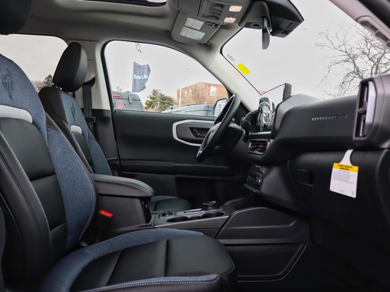 2026 Ford Bronco Sport Outer Banks | 4X4 | 1.5L | TECH PKG | ROOF | CRGO