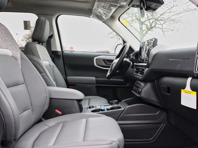 2026 Ford Bronco Sport Badlands | 4X4 | 2.0L | TECH PKG | ROOF | CRGO