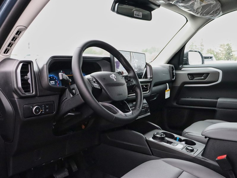 2026 Ford Bronco Sport Badlands | 4X4 | 2.0L | TECH PKG | ROOF | CRGO