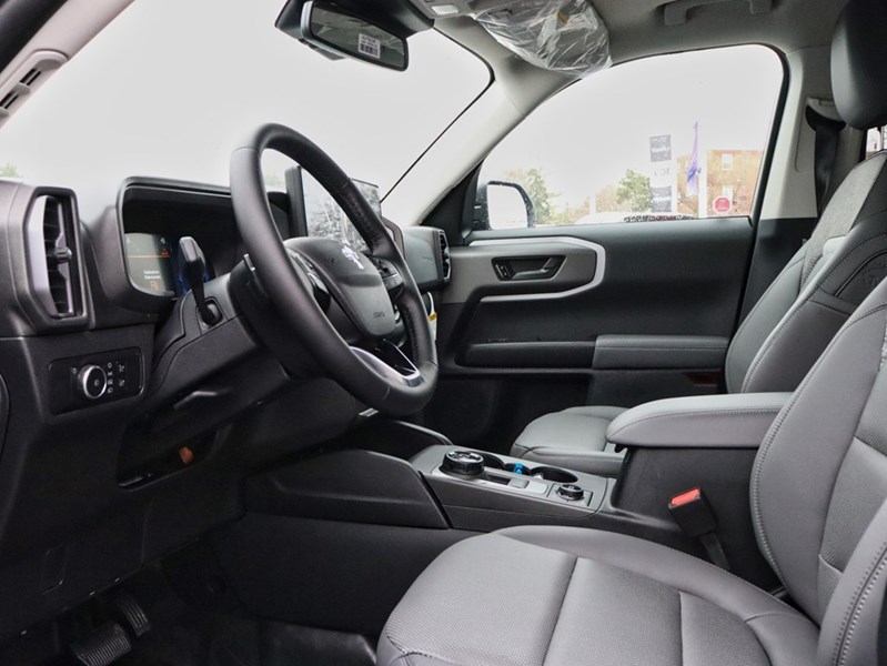 2026 Ford Bronco Sport Badlands | 4X4 | 2.0L | TECH PKG | ROOF | CRGO