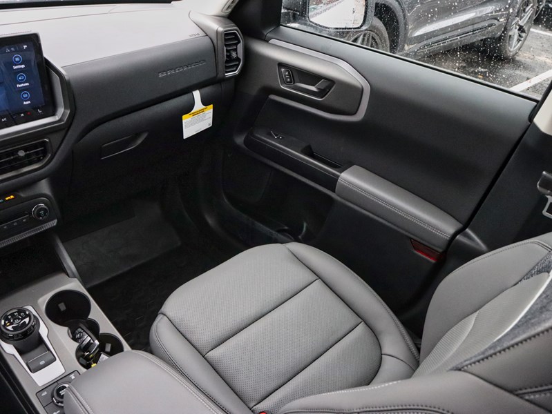 2026 Ford Bronco Sport Badlands | 4X4 | 2.0L | TECH | ROOF | CRGO MGMT