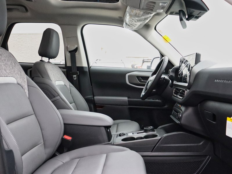 2026 Ford Bronco Sport Badlands | 4X4 | 2.0L | TECH | ROOF | CRGO MGMT