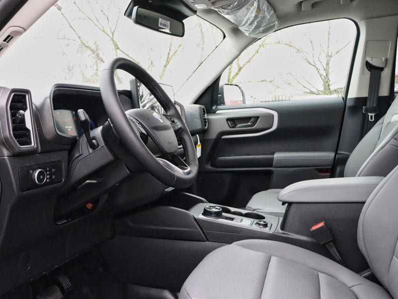 2026 Ford Bronco Sport Badlands | 4X4 | 2.0L | TECH | ROOF | CRGO MGMT