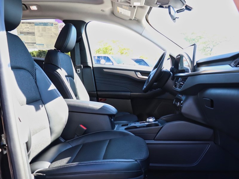 2026 Ford Escape PHEV | HYRBID | ROOF | HTD SEATS | ADPTV CRUISE